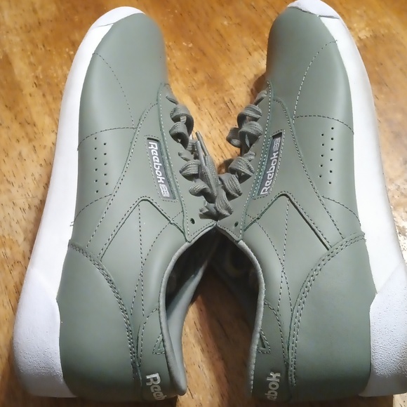 Reebok Womens Army Green Sneakers - Picture 11 of 11
